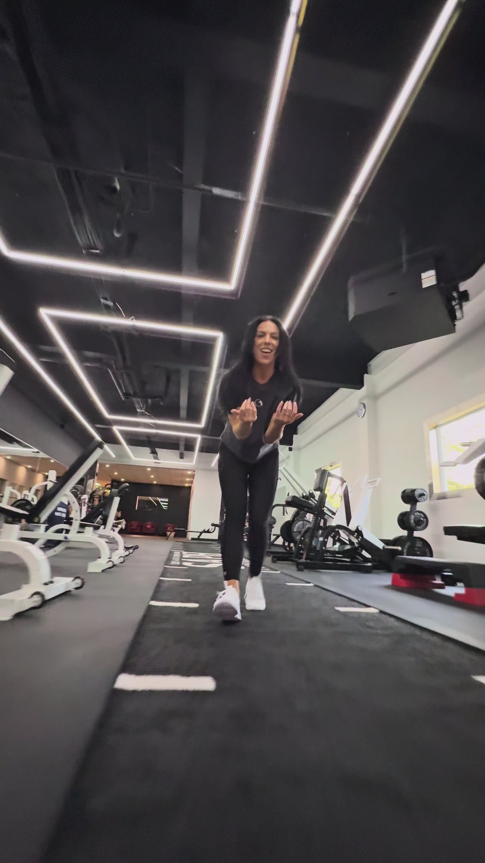 copy_AD485B76-D1E8-47AF-8E60-3B5476015BE2.mov